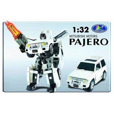 Игрушка Робот-трансформер Mitsubishi Pajero,1:32, свет